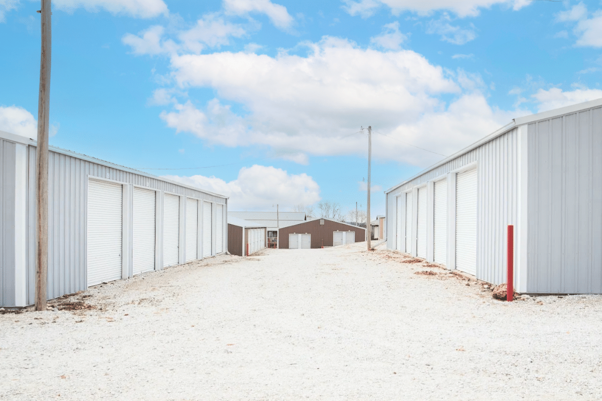 Heartland Storage – E. South St.